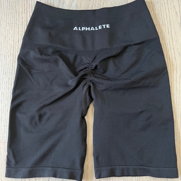 ALPHALETE - Women's Amplify Biker Short (Black - Small) - Picture 5 of 7